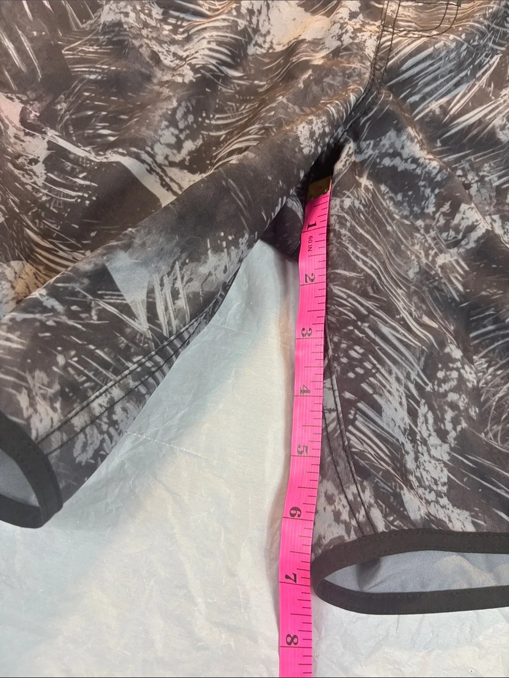 VUORI BLK/GRAY SHORTS